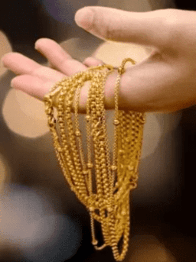 Gold Price Today:  4 दिन रहेगा सोना महंगा, लगातार चांदी की कीमत में भी बढ़त, जानें आज क्या है रेट